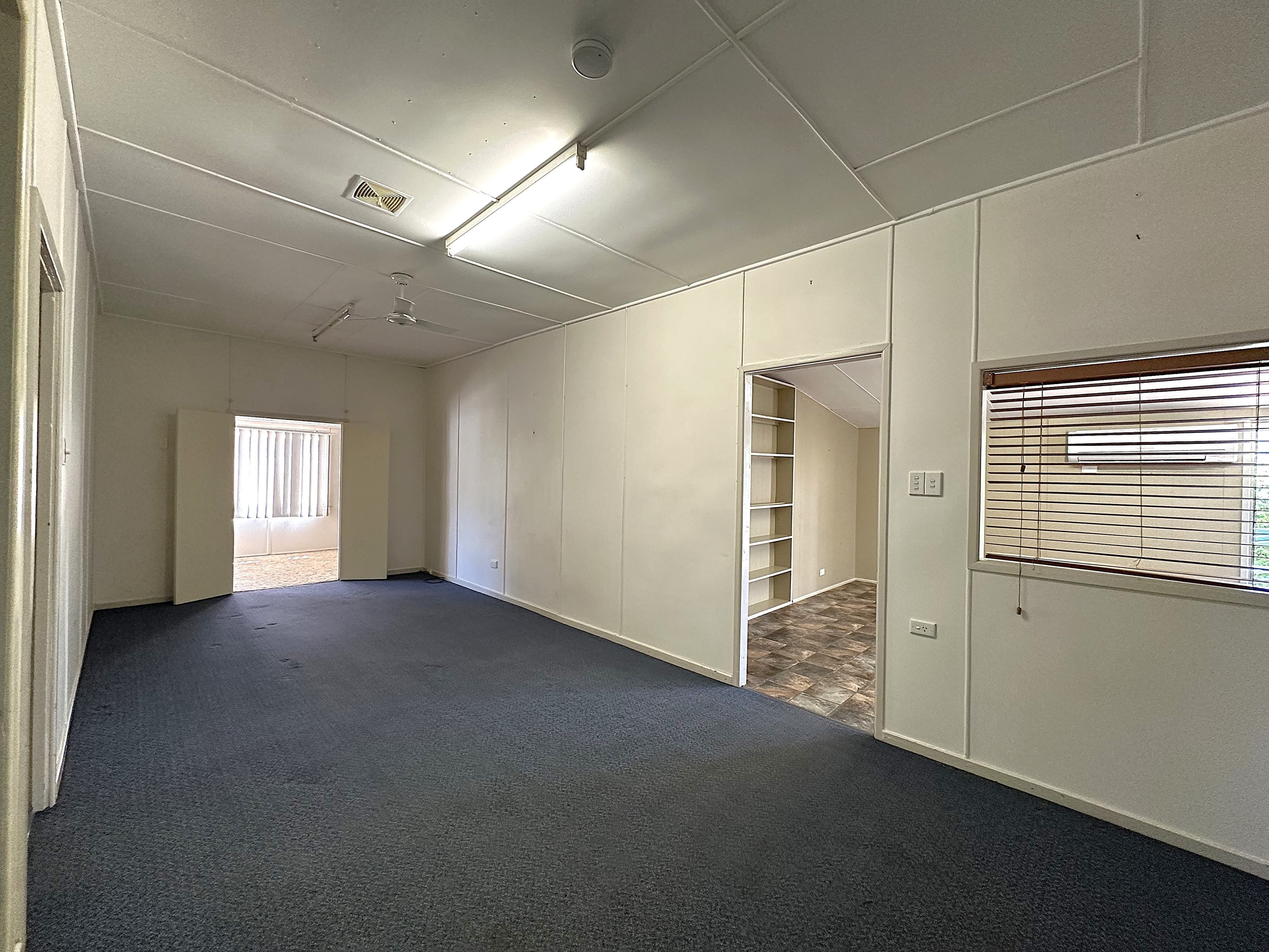 176 Kingfisher Street, Longreach QLD 4730, Longreach - Thumbnail 4