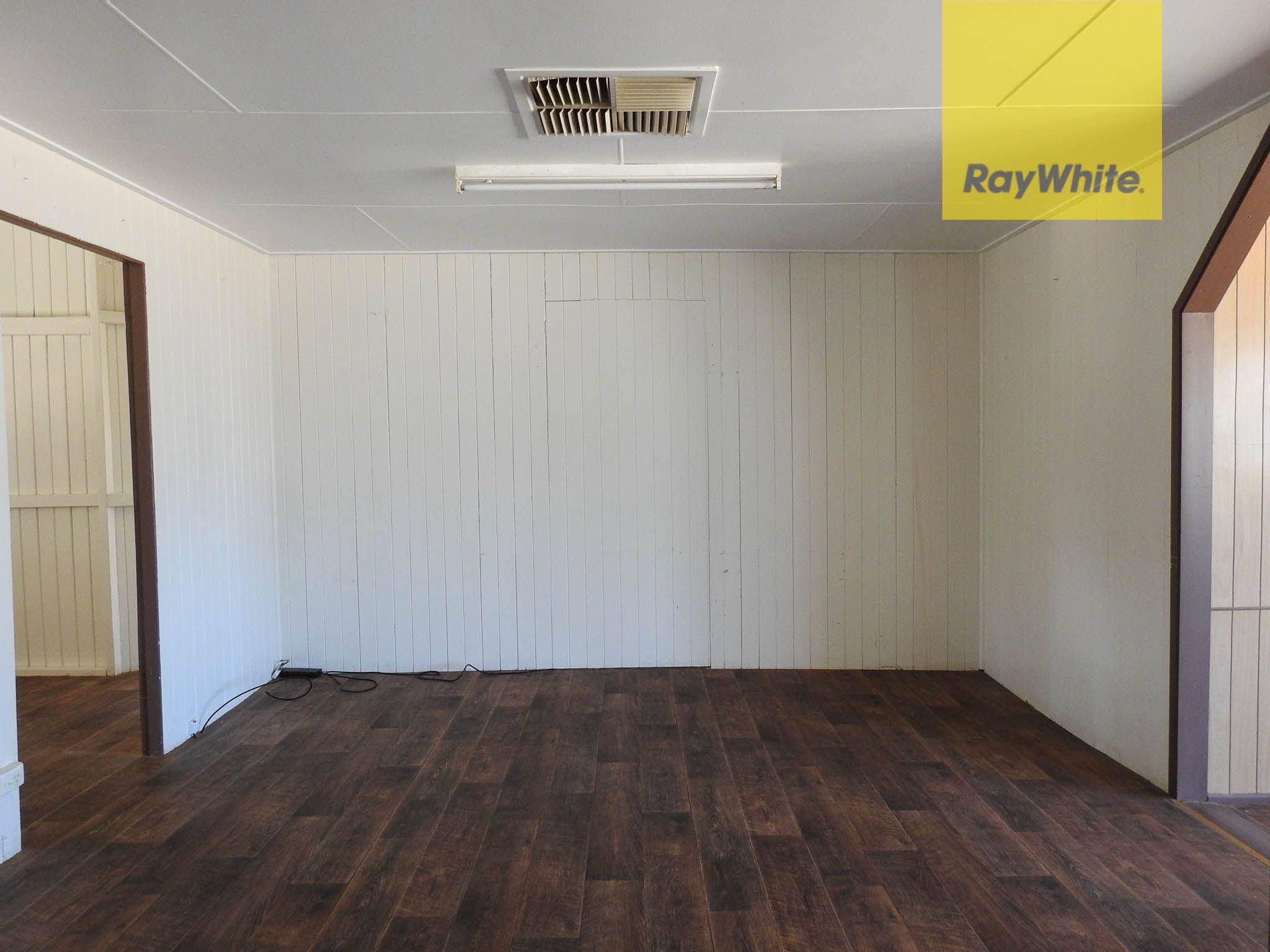 85 Crane Street, Longreach QLD 4730, Longreach - Thumbnail 3