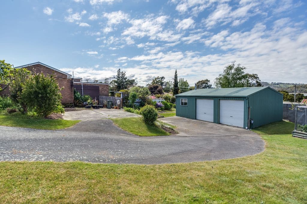 5 Taree Crescent, Gravelly Beach TAS 7276, Gravelly Beach - Thumbnail 2