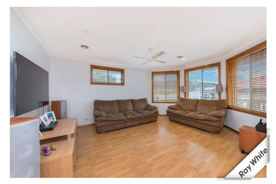 20 Kettlewell Crescent, Banks ACT 2906, Banks - Thumbnail 3