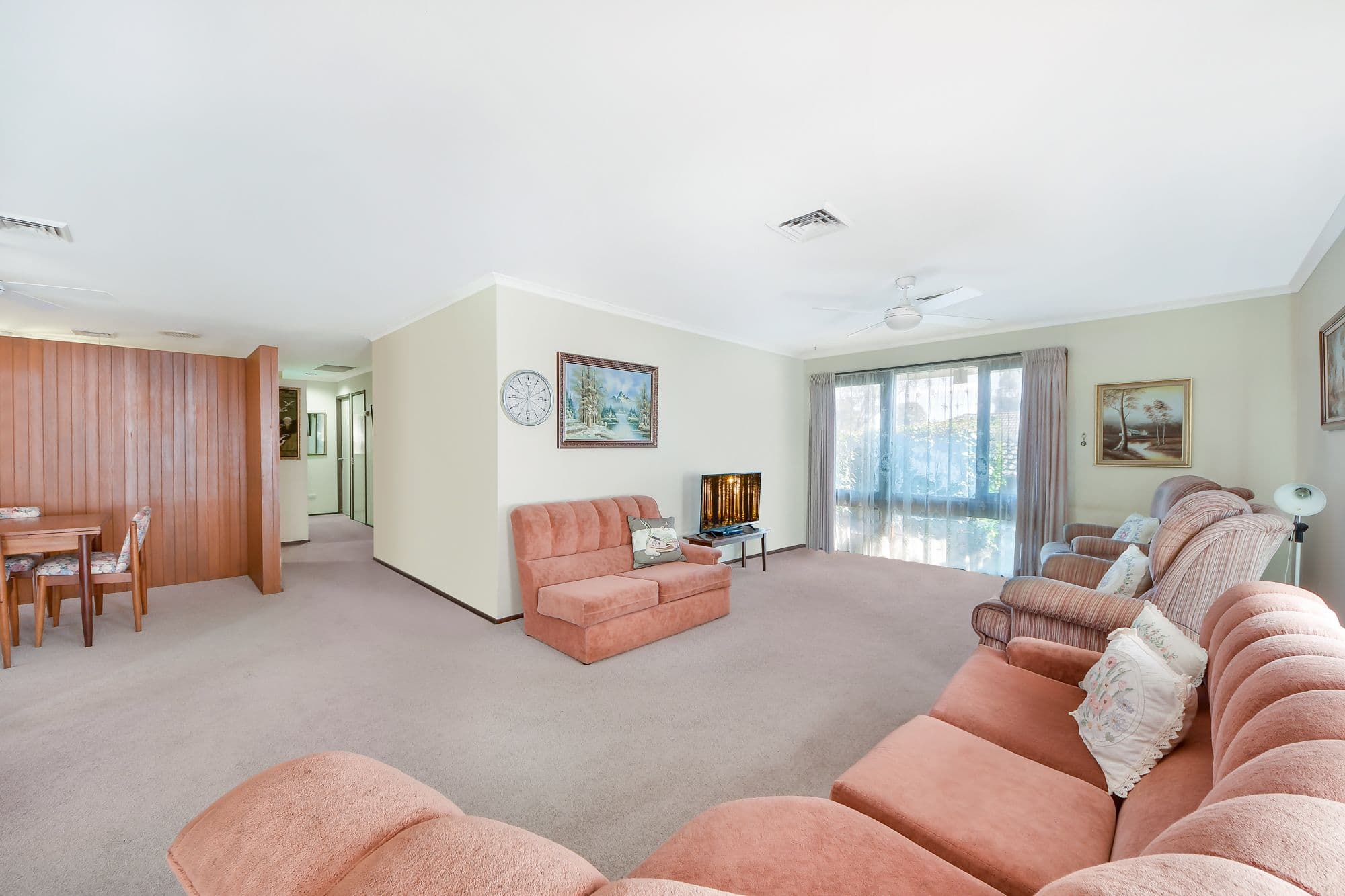 42 Throsby Way, Ambarvale - Thumbnail 3