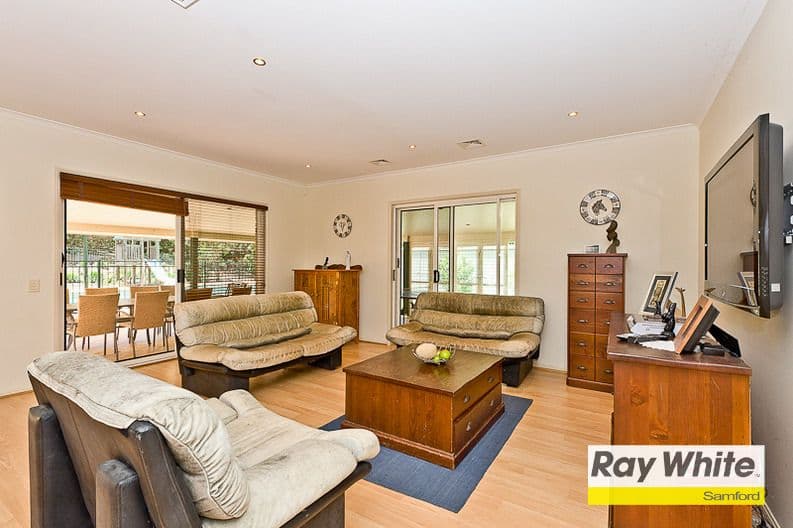 6 Smallwood Court, Samford Valley QLD 4520, Samford Valley - Thumbnail 7