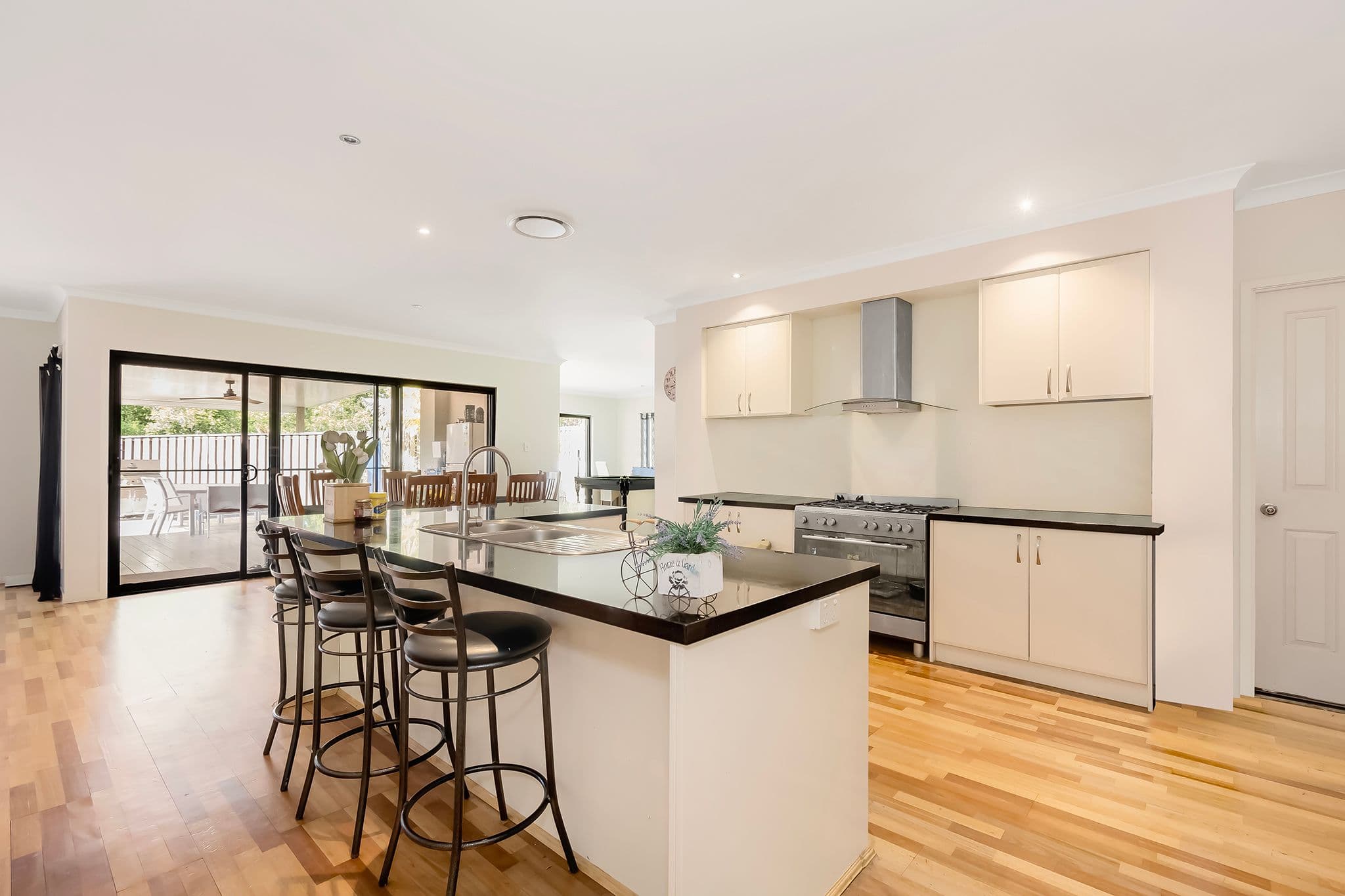 10 Slipstream Road, Coomera Waters QLD 4209, Coomera - Thumbnail 6