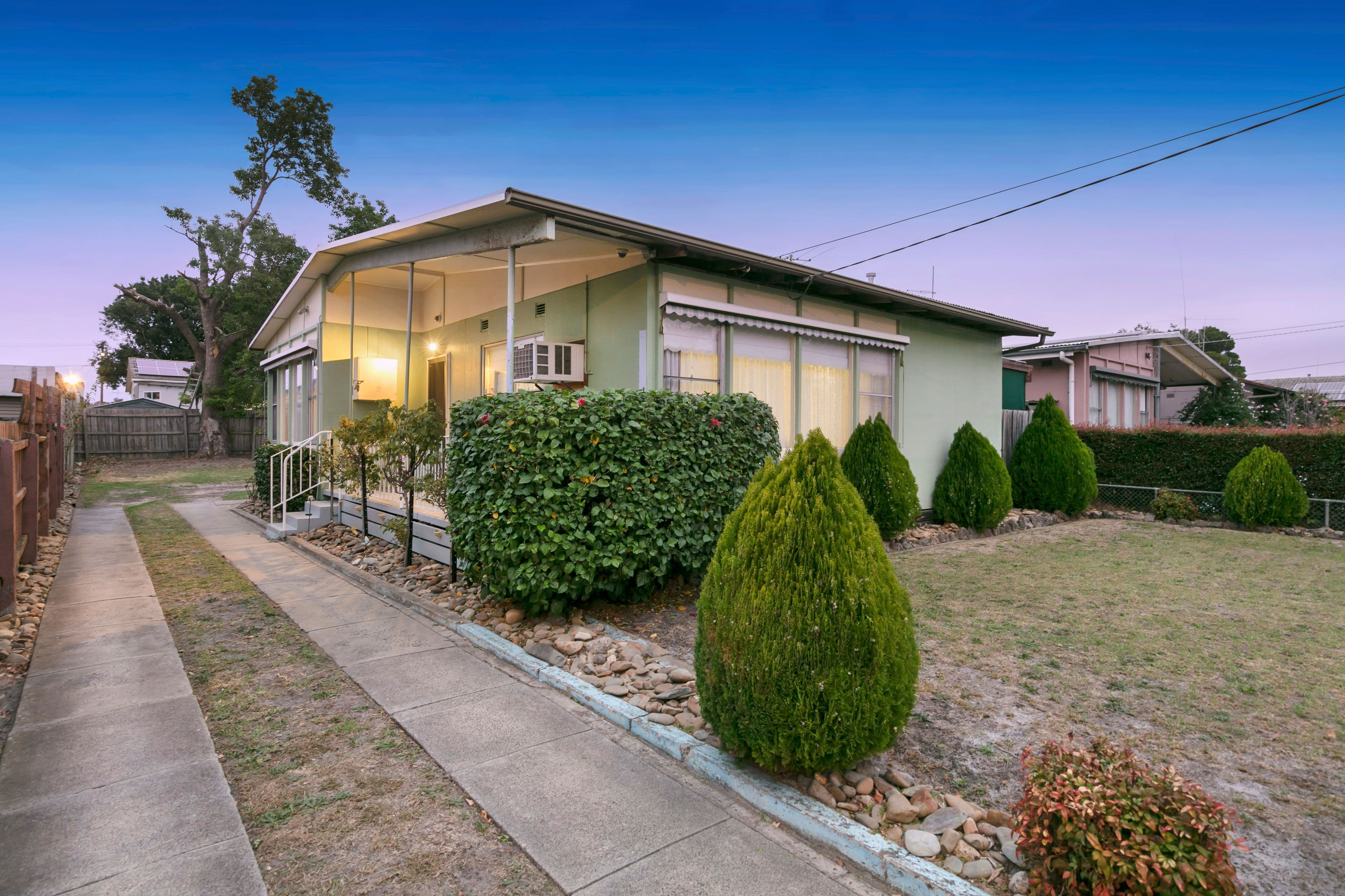 17 Mahogany Avenue, Frankston North VIC 3200, Frankston North - Image 1