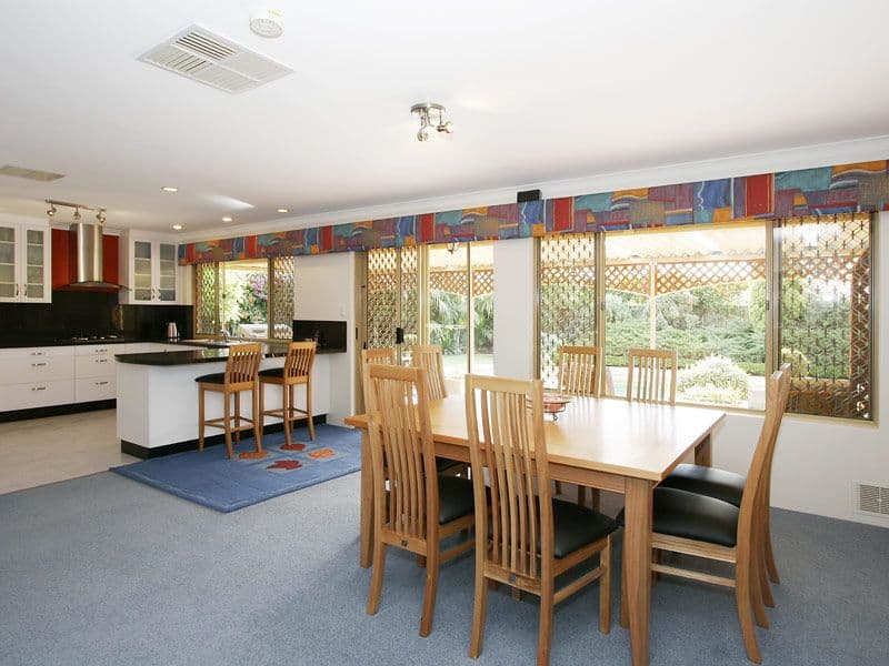 67 Hossack Avenue, PARKWOOD WA 6147, Parkwood - Thumbnail 3