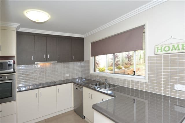32 Elizabeth Kenny Court, HARRISTOWN QLD 4350, Harristown - Thumbnail 4
