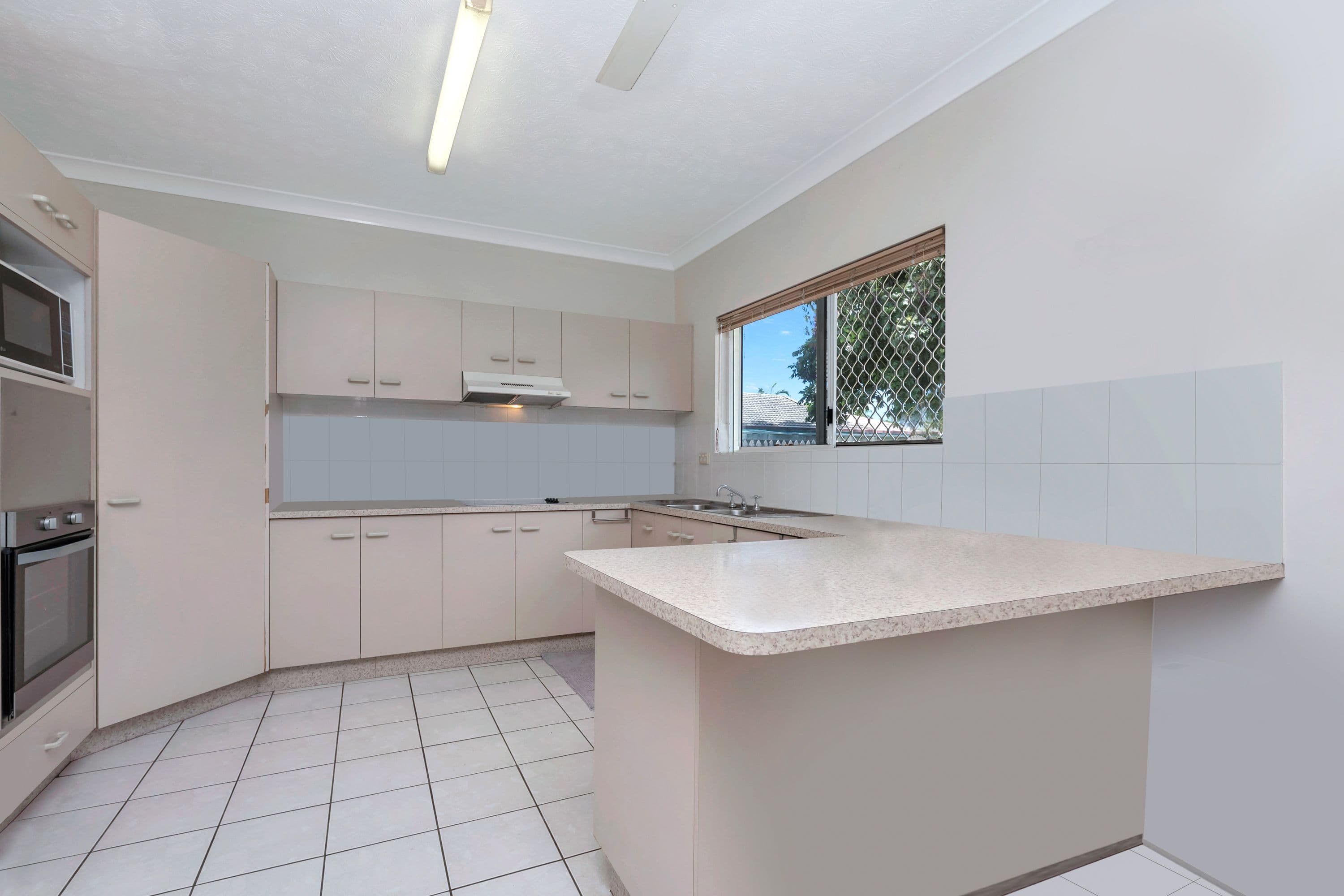 19 Sandstone Drive, Kirwan QLD 4817, Kirwan - Thumbnail 2
