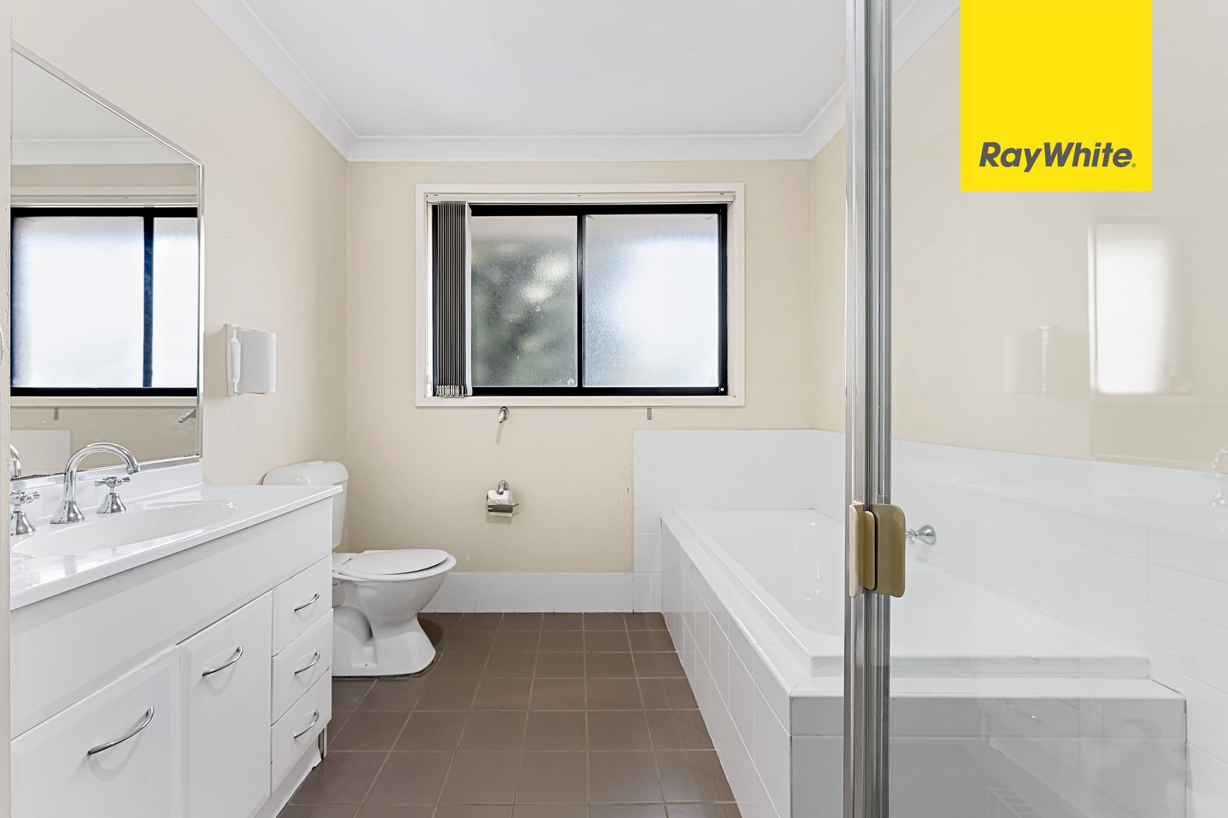 18A O'Neile Crescent, Lurnea NSW 2170, Lurnea - Thumbnail 7