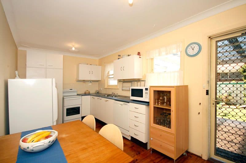 27 Myrtle Street, LOFTUS NSW 2232, Loftus - Thumbnail 7