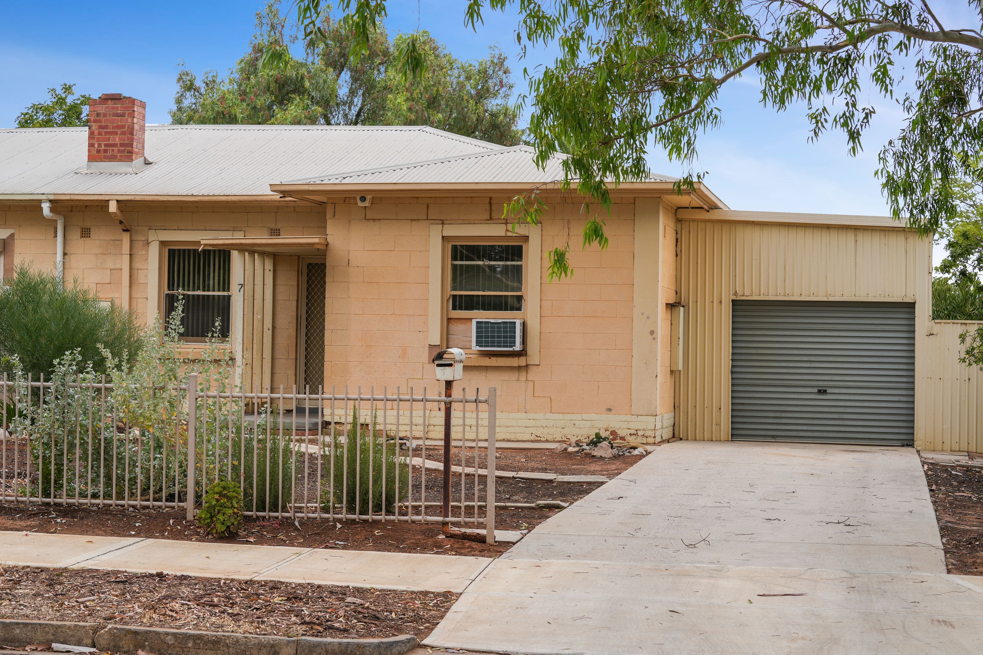 7 Casterley Road, Elizabeth North SA 5113, Elizabeth North - Thumbnail 2