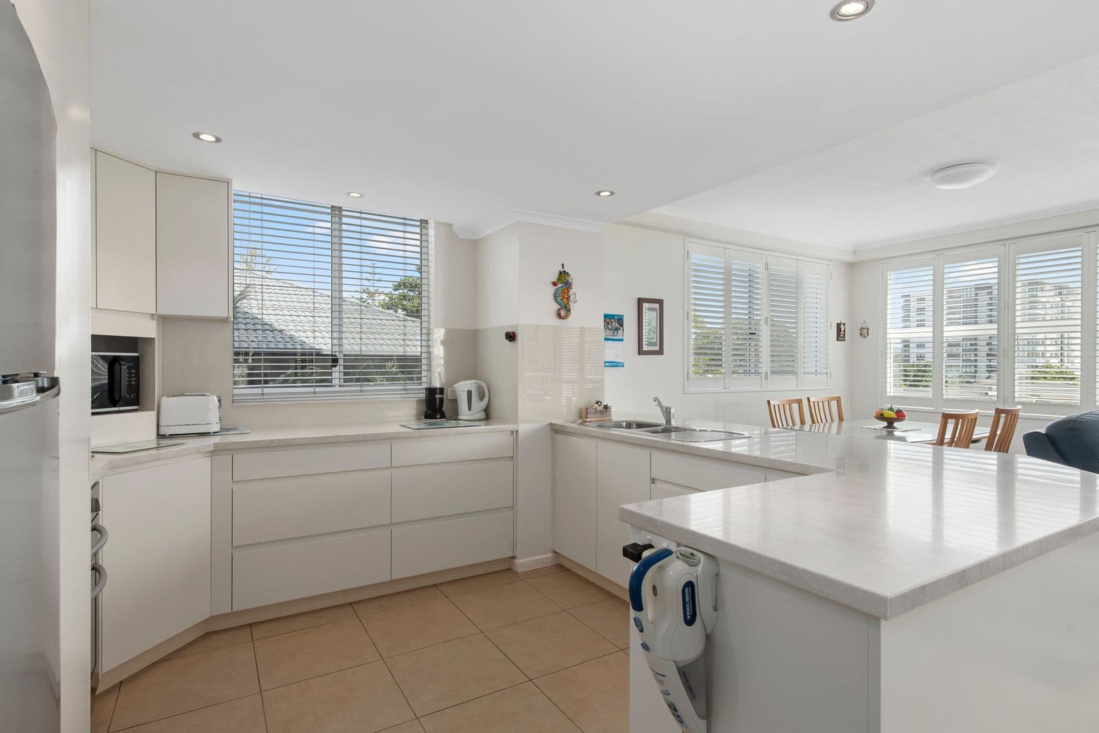 4-10 Douglas Street, Coolangatta QLD 4225, Coolangatta - Thumbnail 3