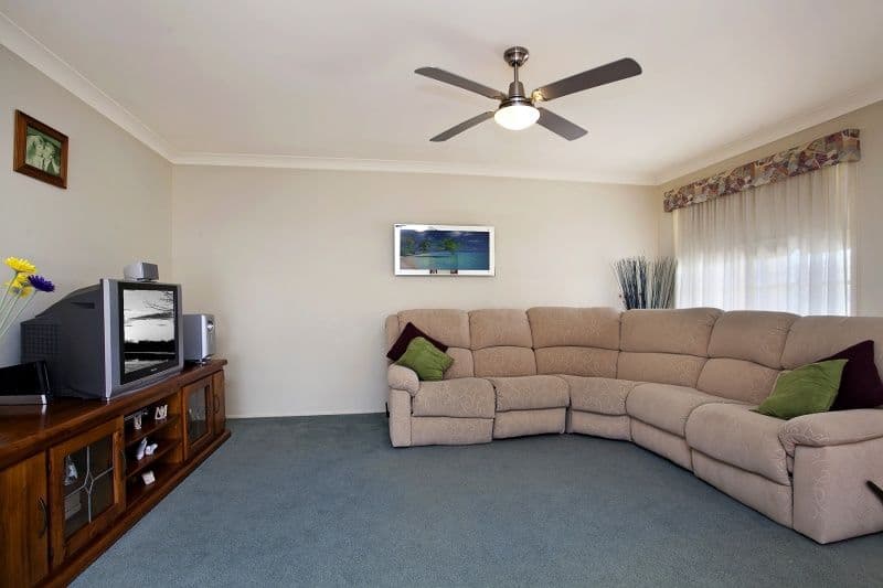 39 Ann Street, WALLALONG NSW 2320, Wallalong - Thumbnail 2