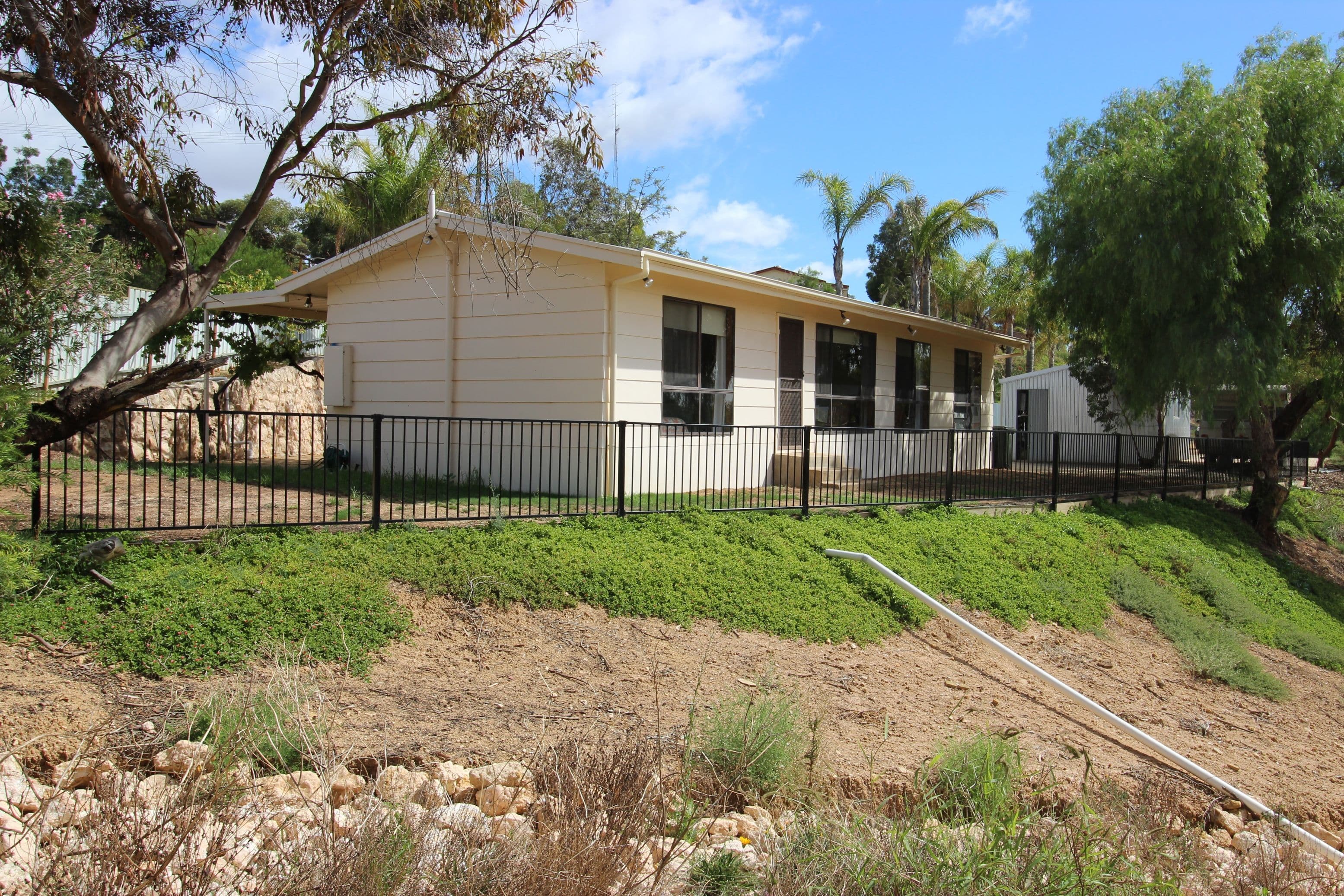 20 Meade Street, Blanchetown SA 5357, Blanchetown - Image 1