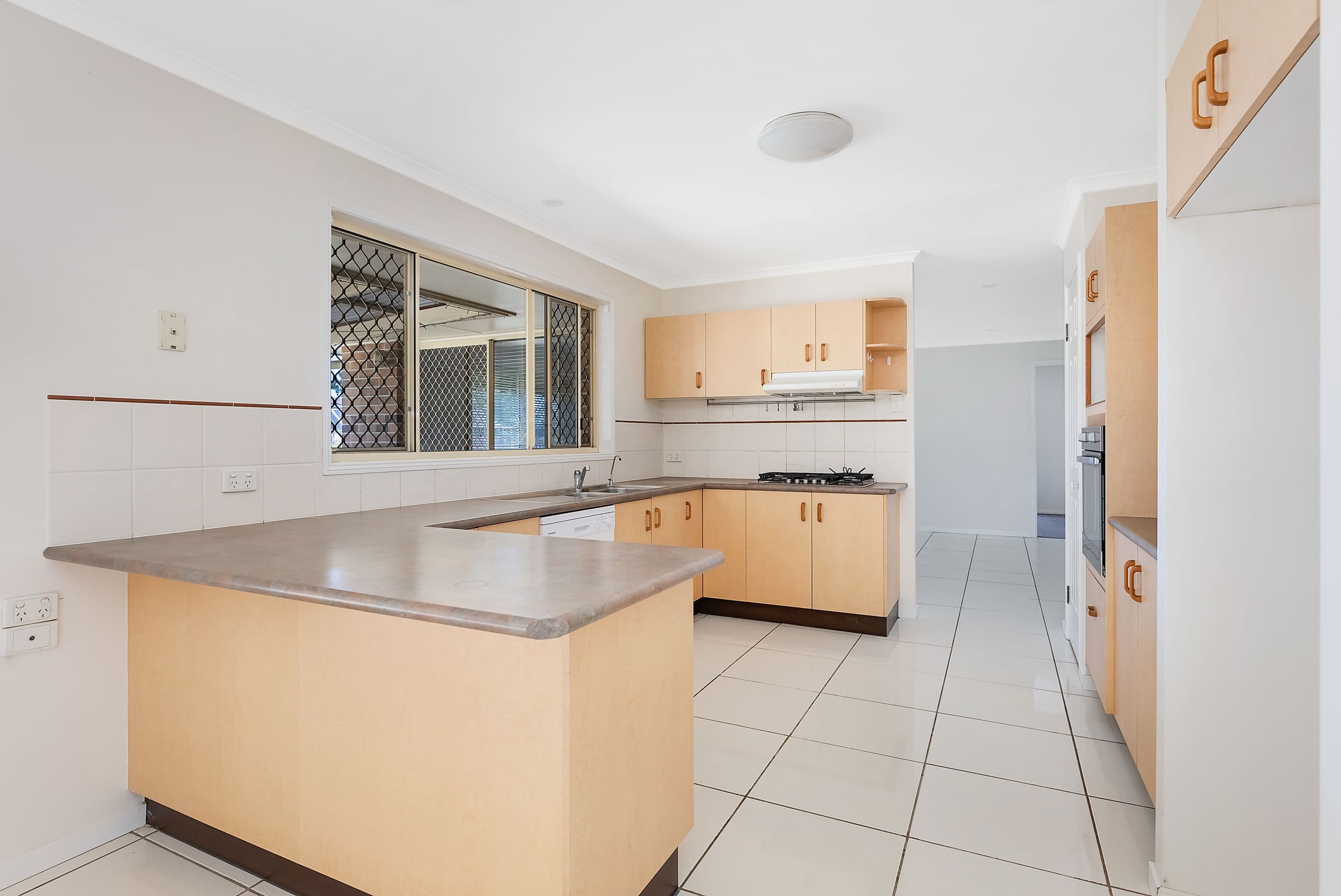 10 Cammeray Place, Mango Hill QLD 4509, Mango Hill - Thumbnail 4