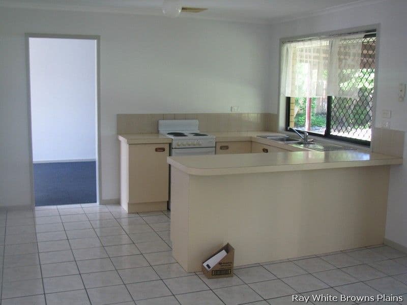 17 Timperley Court, Marsden QLD 4132, Marsden - Thumbnail 2