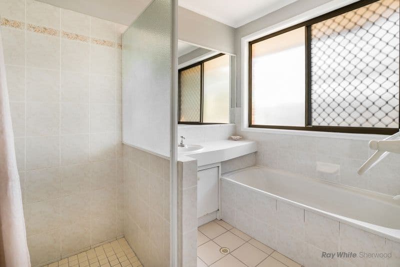 95 Hazelton Street, Riverhills QLD 4074, Riverhills - Thumbnail 4