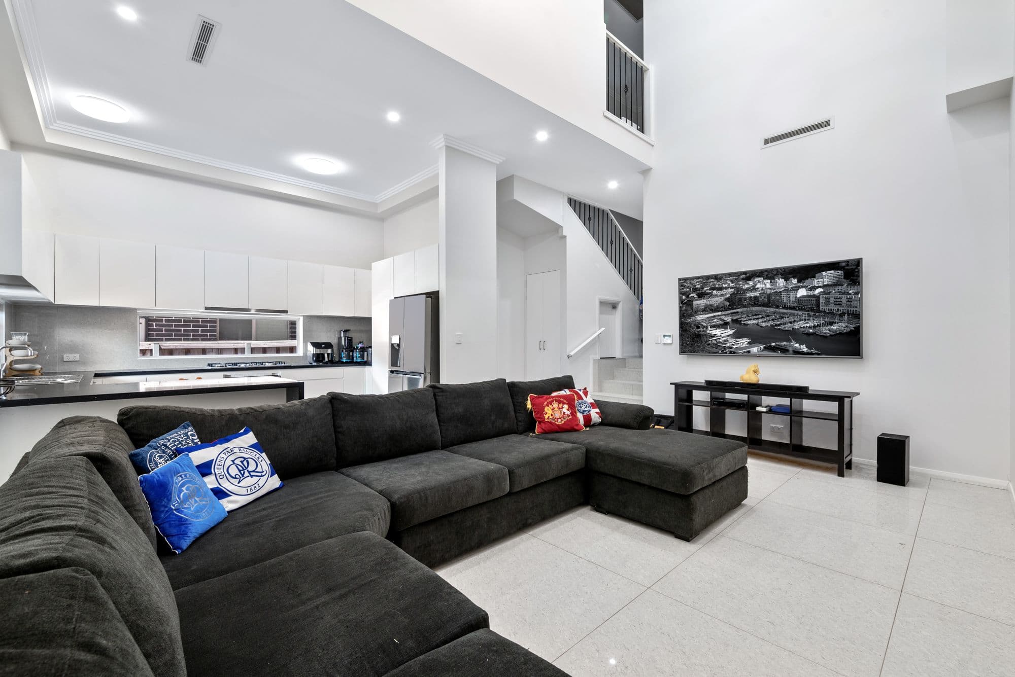 14A Mahoney Drive, Campbelltown NSW 2560, Campbelltown - Thumbnail 3
