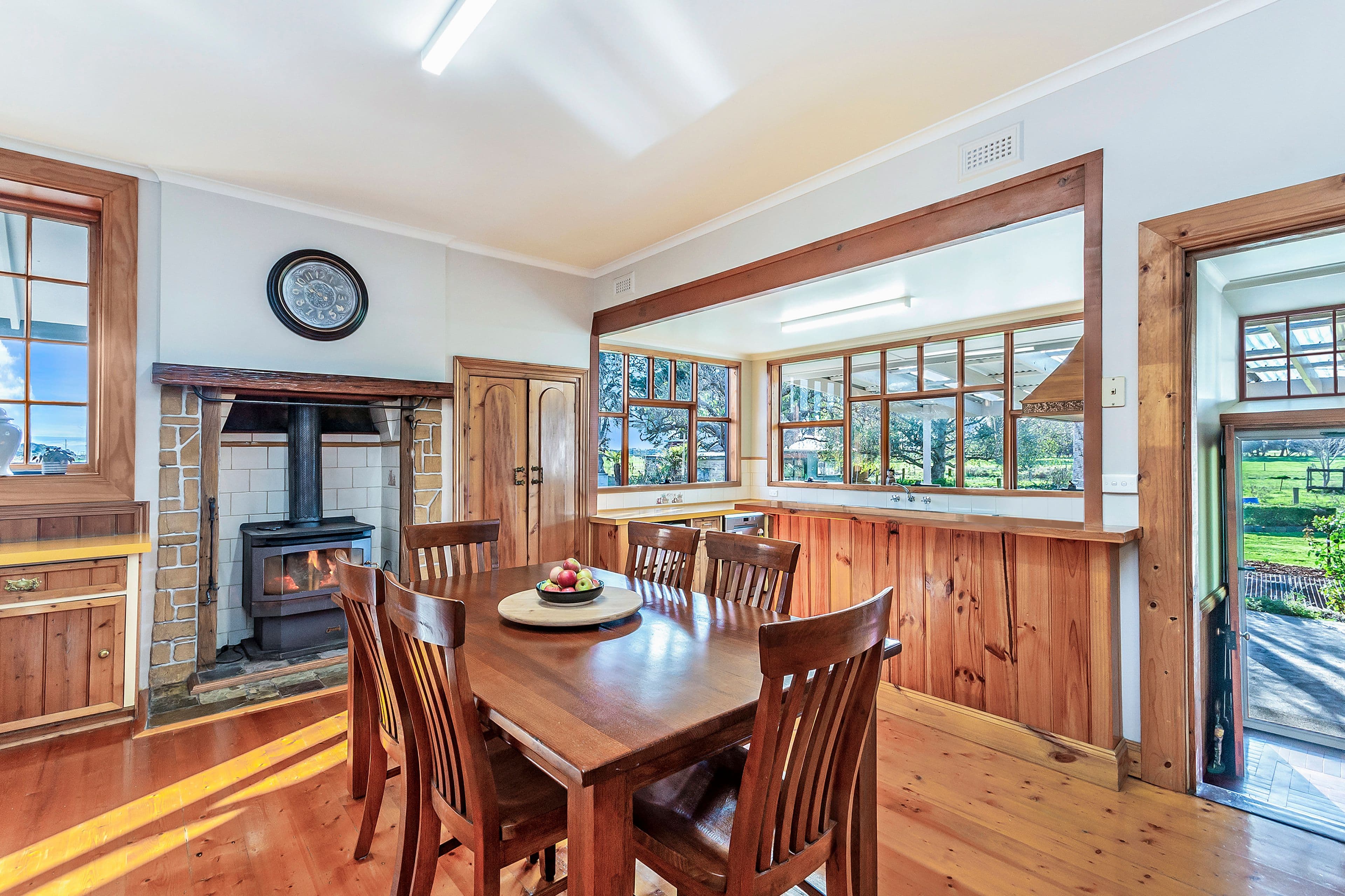 225 Hughs Road, Wangoom VIC 3279, Wangoom - Thumbnail 6