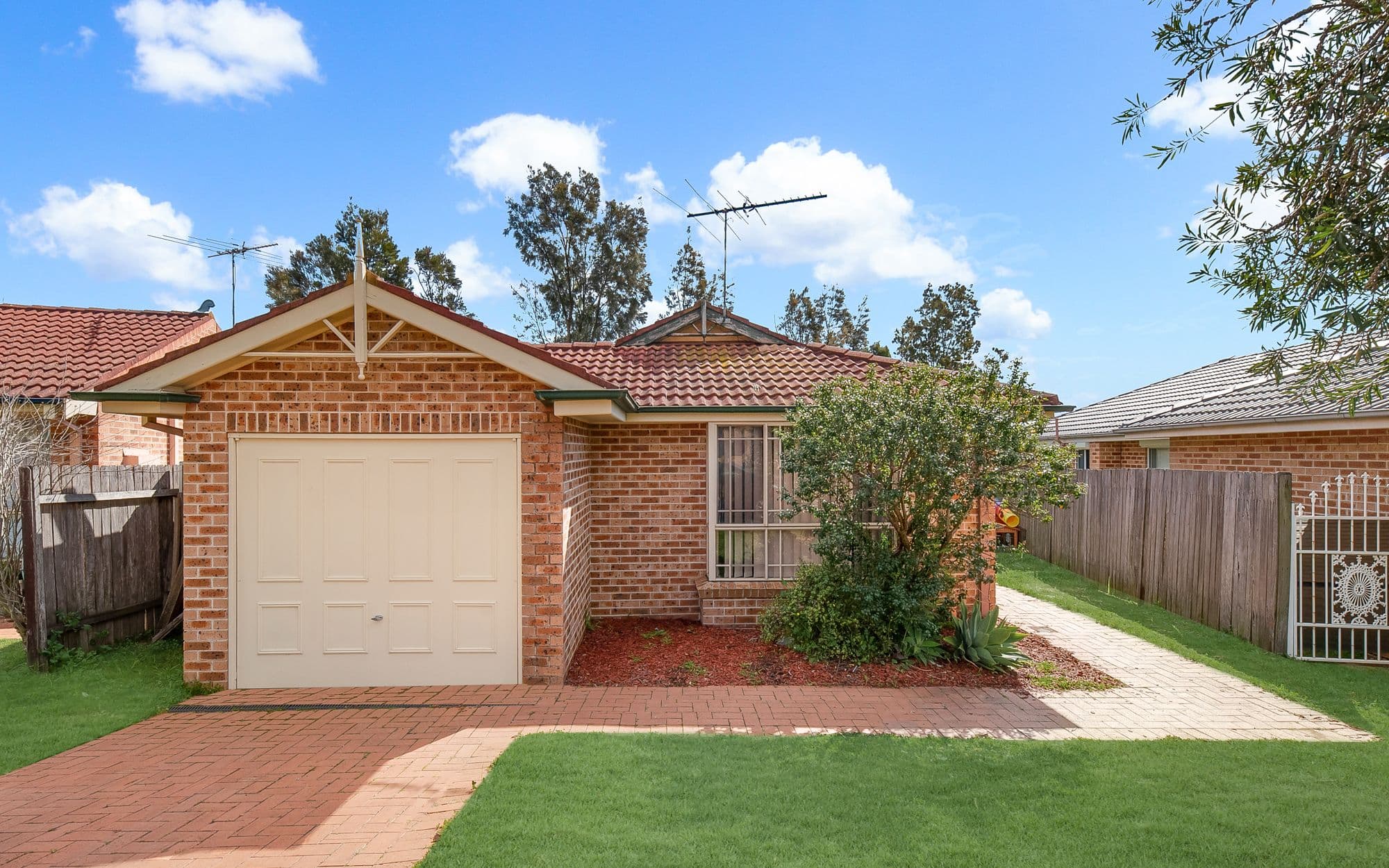 33 Parkholme Circuit, Englorie Park NSW 2560, Englorie Park - Image 1