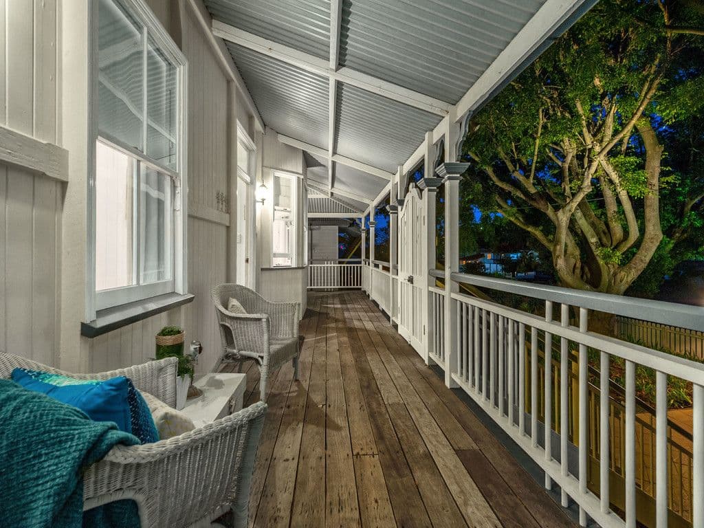 15 Troubridge Street, Mount Gravatt East QLD 4122, Mount Gravatt East - Thumbnail 2