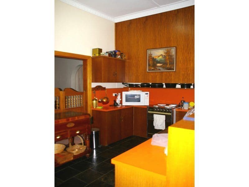 12 Orroroo Street, RENMARK SA 5341, Renmark - Thumbnail 5