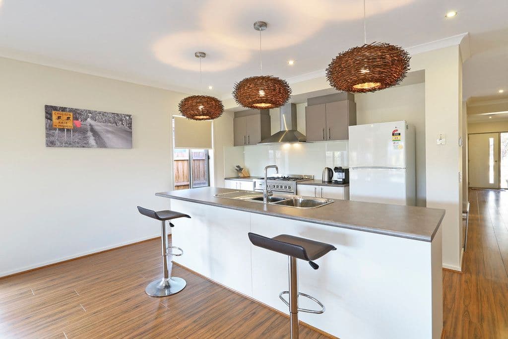 15 Wild Oak Avenue, Armstrong Creek VIC 3217, Armstrong Creek - Thumbnail 3