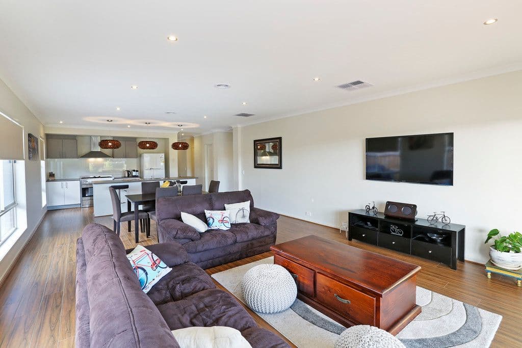 15 Wild Oak Avenue, Armstrong Creek VIC 3217, Armstrong Creek - Thumbnail 6