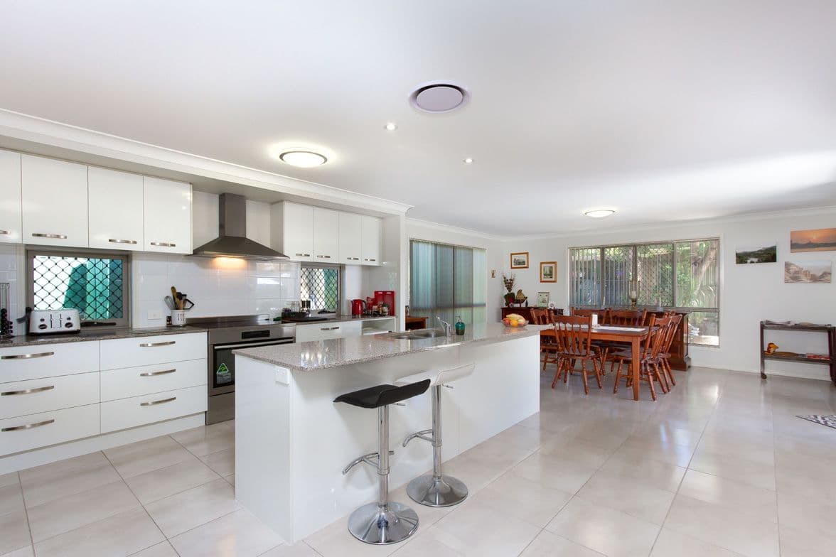 39 Sunningdale Avenue, Rochedale South QLD 4123, Rochedale South - Thumbnail 3