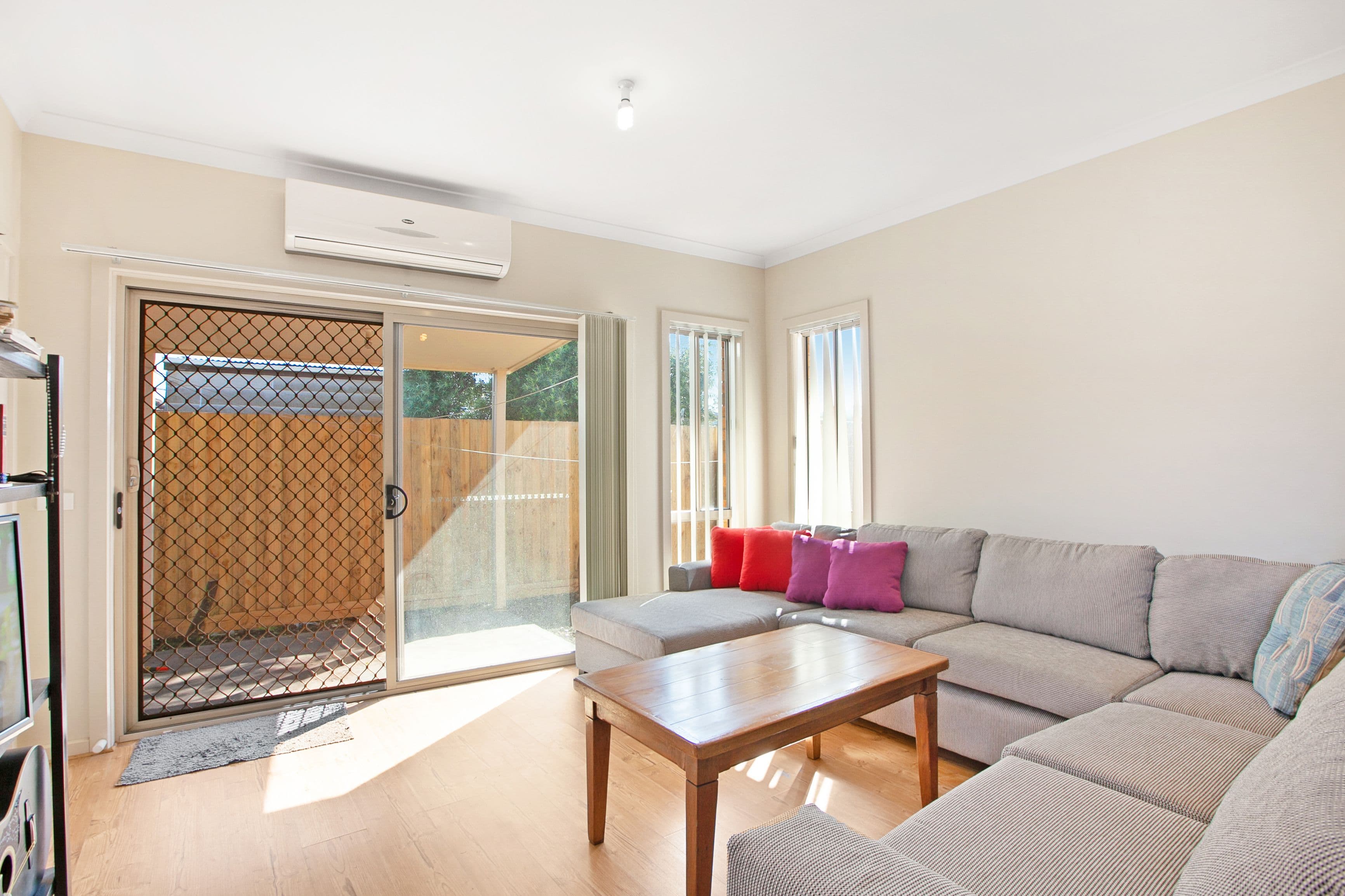 6 Kellerher Street, Lalor VIC 3075, Lalor - Thumbnail 2
