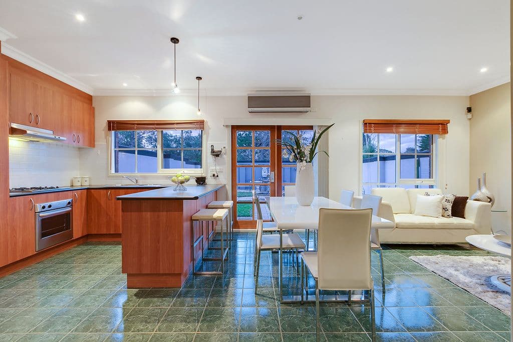 8 Sunbird Gardens, Epping VIC 3076, Epping - Thumbnail 3