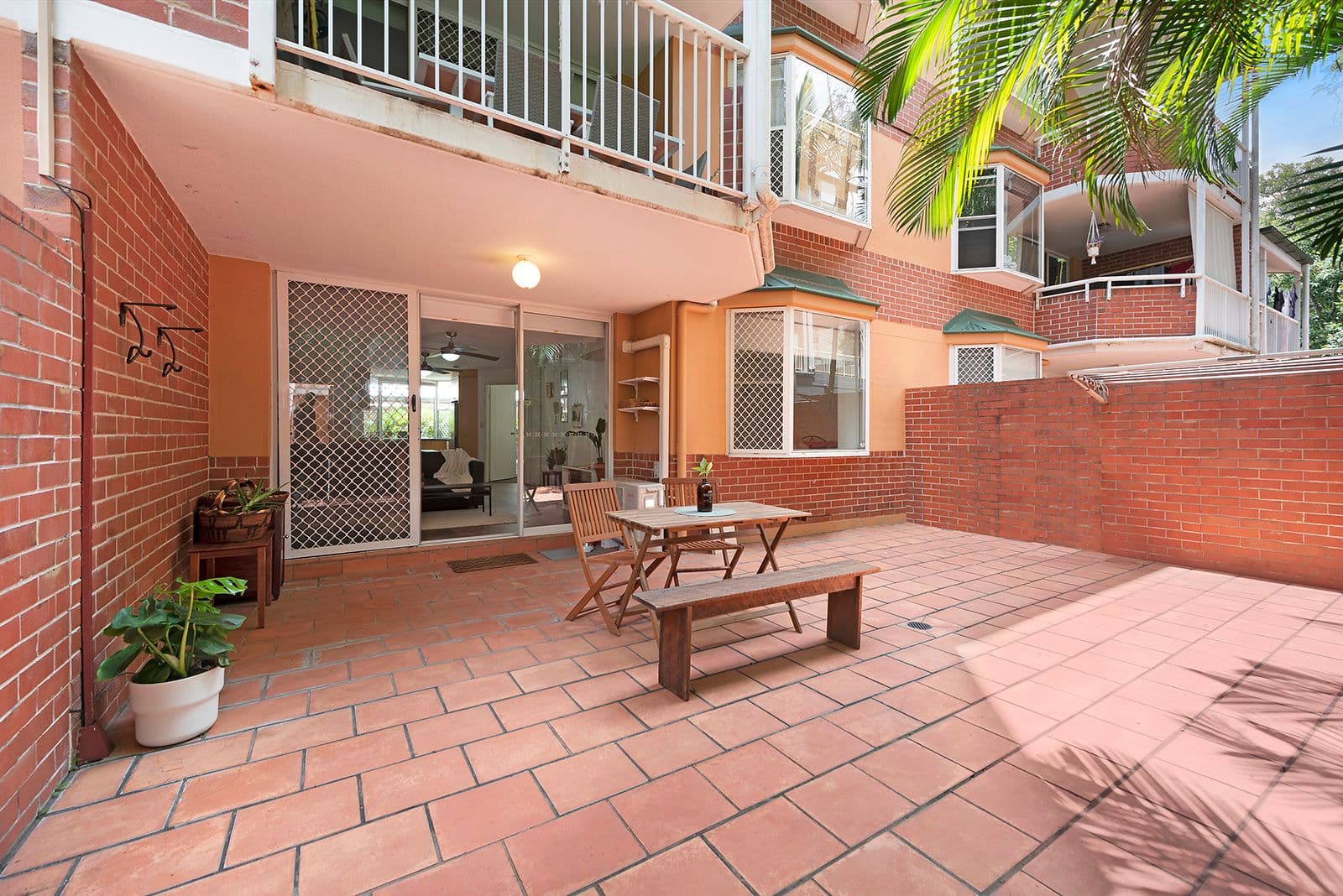 22 York Street, Indooroopilly QLD 4068, Indooroopilly - Thumbnail 3