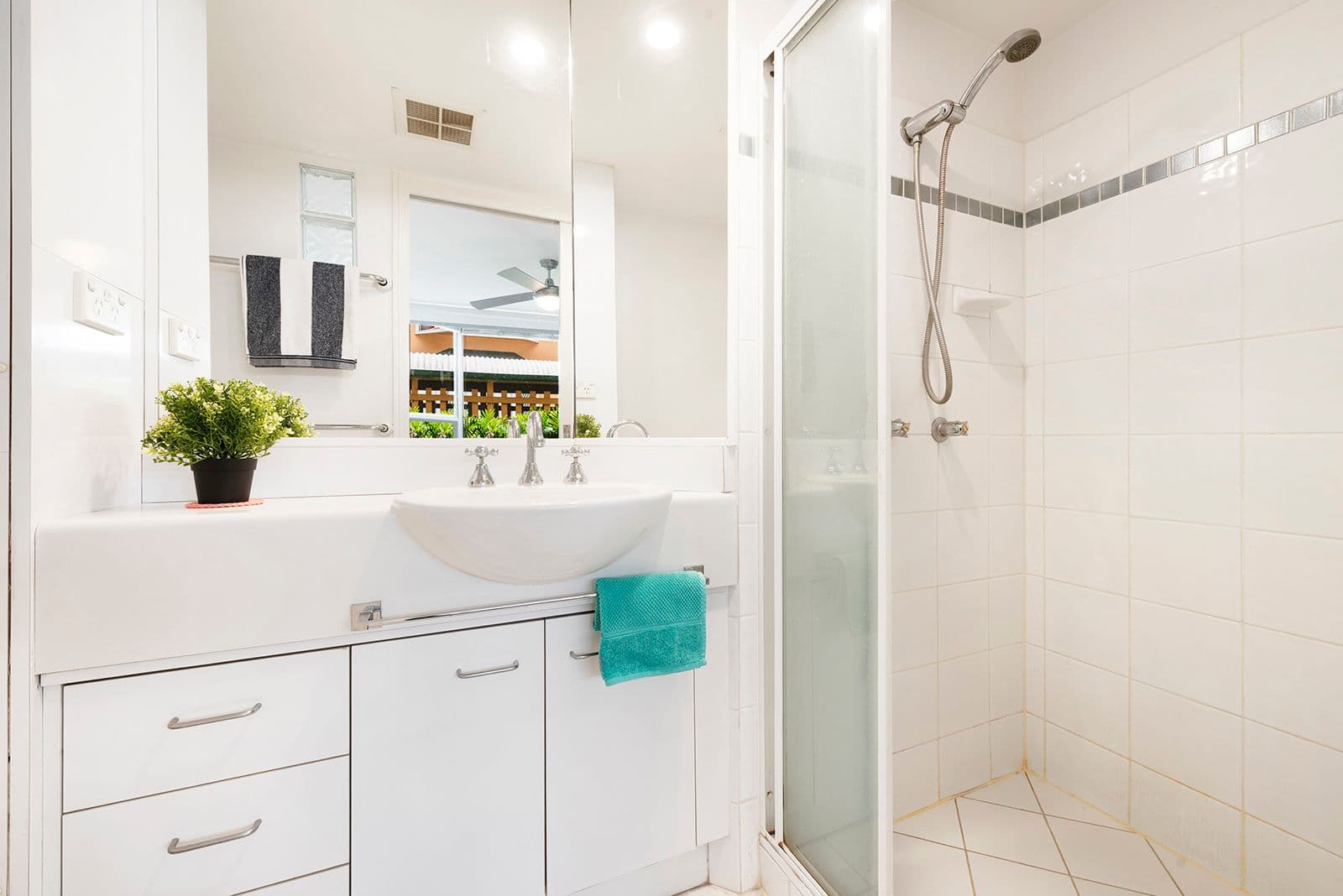 22 York Street, Indooroopilly QLD 4068, Indooroopilly - Thumbnail 7