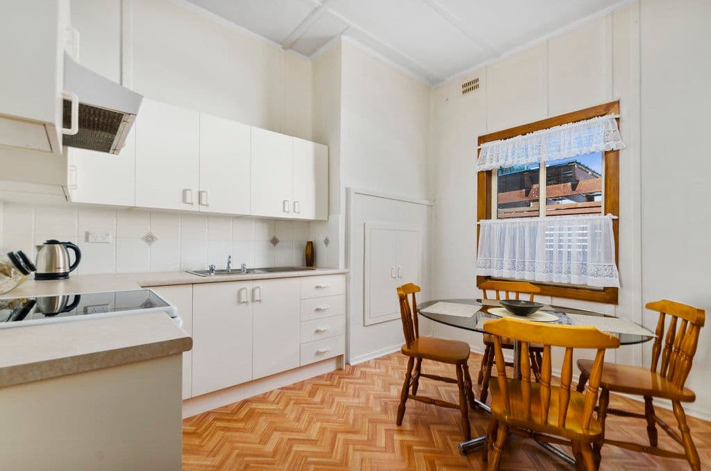 28 Hewitts Avenue, Thirroul - Thumbnail 3