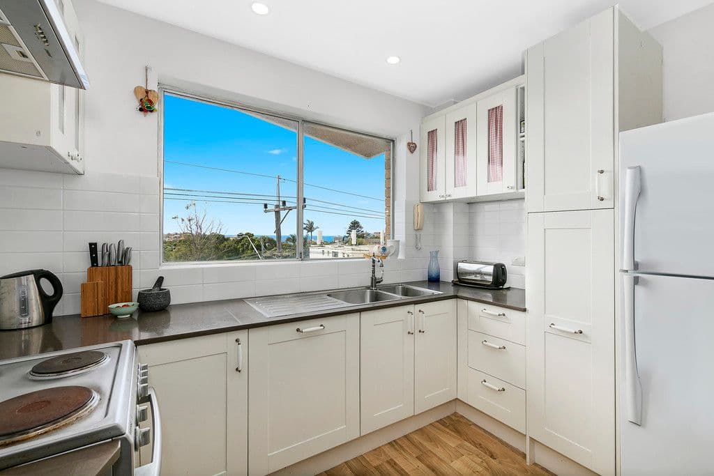 72 Harbord Road, Freshwater NSW 2096, Freshwater - Thumbnail 3