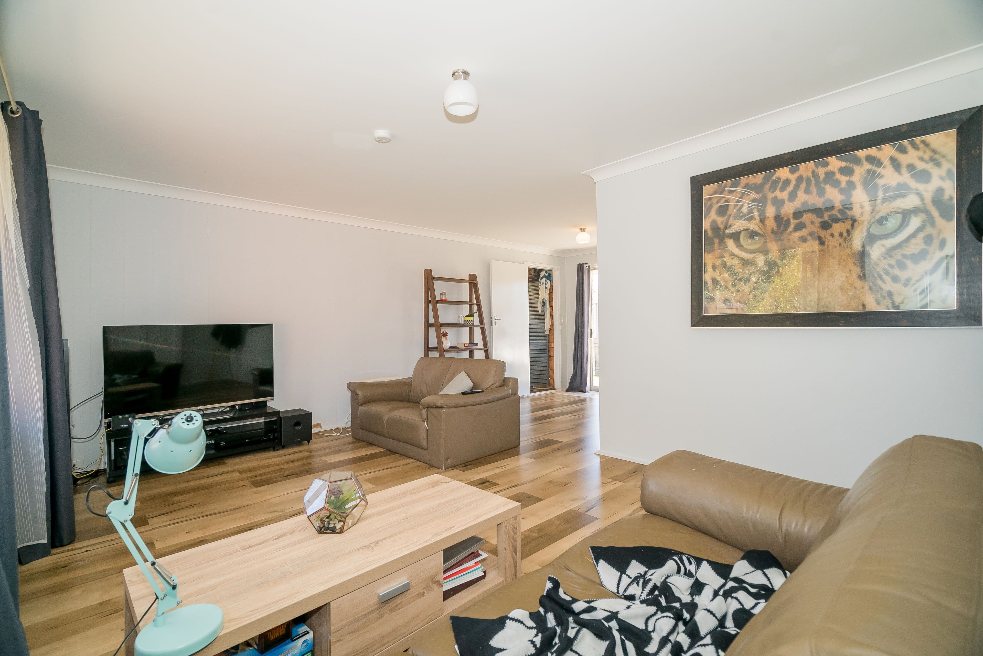1 Hawthorne Close, Armidale - Thumbnail 2
