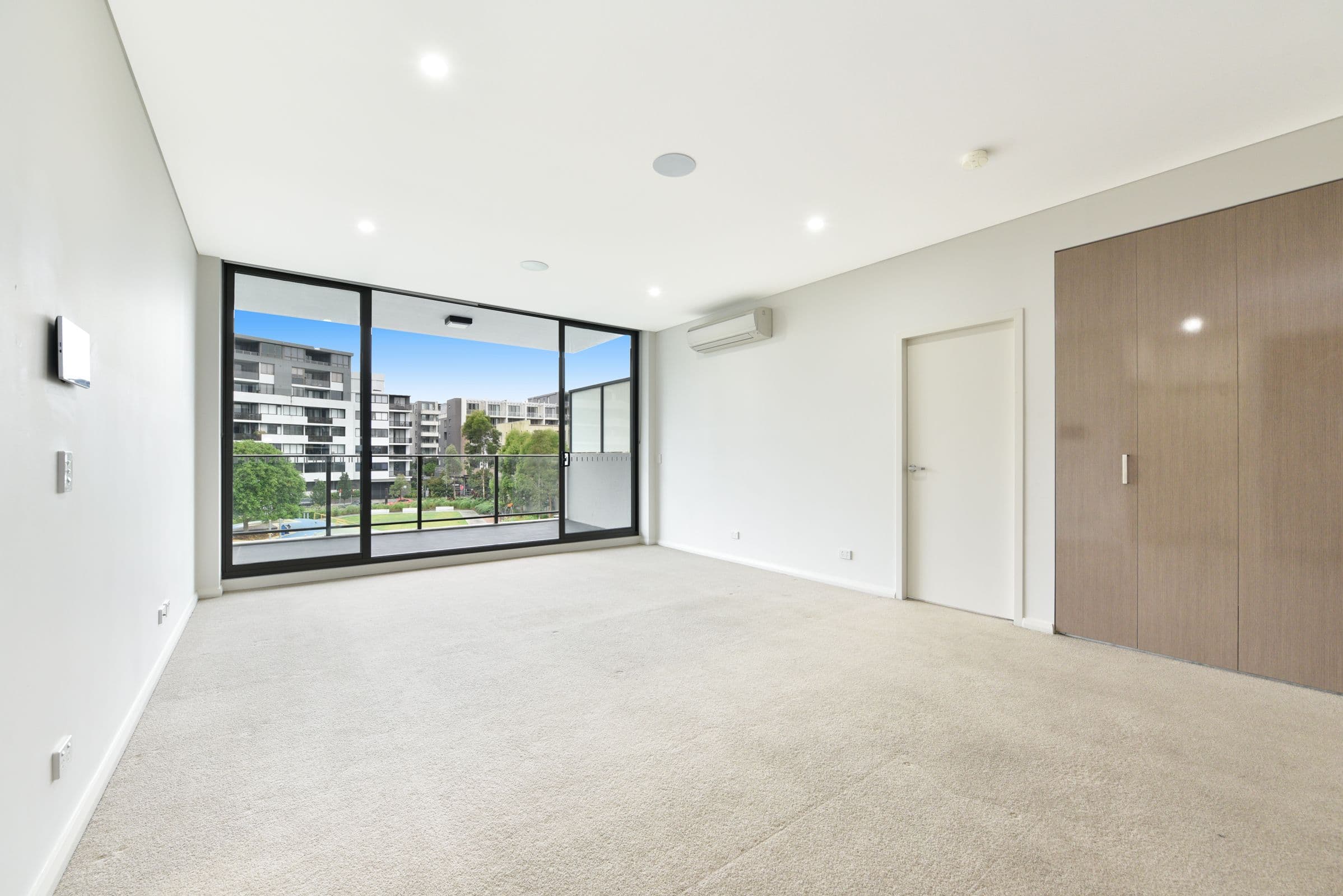 16 Amalfi Drive, Wentworth Point NSW 2127, Wentworth Point - Thumbnail 2