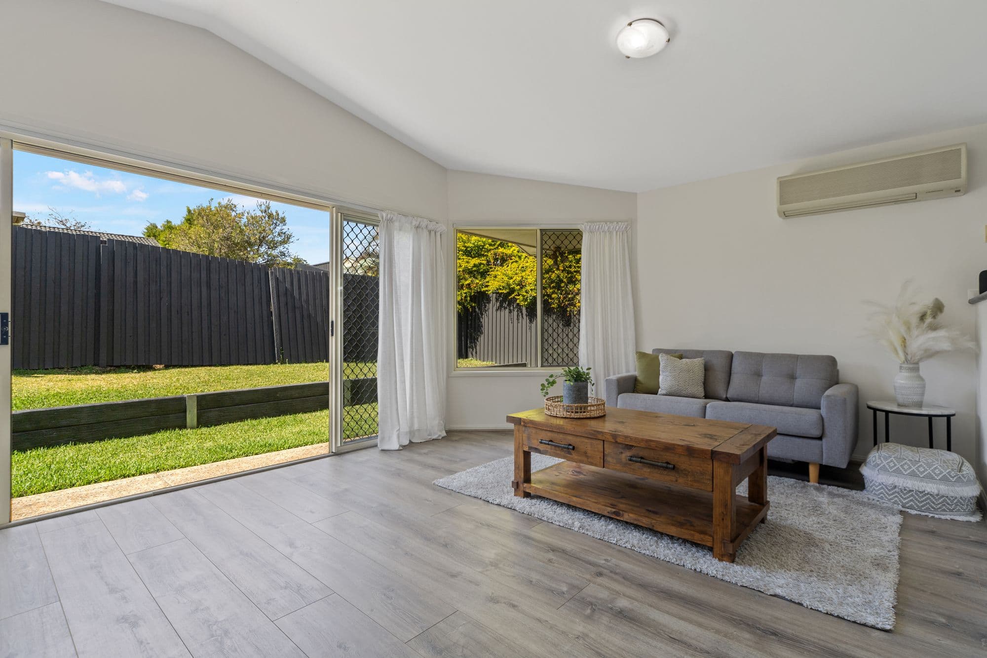8 Akuna Way, Mango Hill QLD 4509, Mango Hill - Thumbnail 2