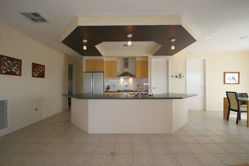 17 Teal Place, PAKENHAM VIC 3810, Pakenham - Thumbnail 2