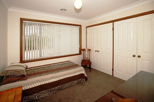 8 Clare Avenue, LAKE ALBERT NSW 2650, Lake Albert - Thumbnail 7
