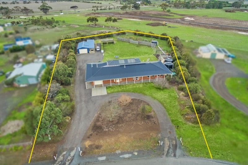 9 Dora Court, Bannockburn VIC 3331, Bannockburn - Image 1
