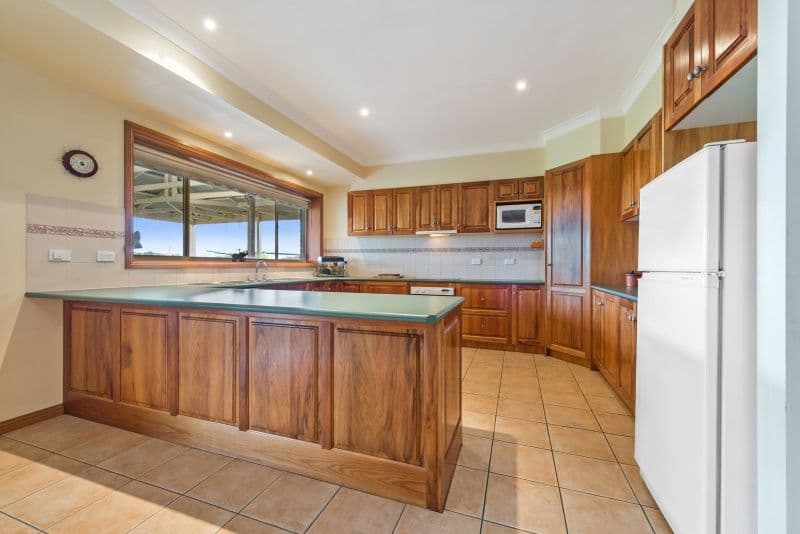 9 Dora Court, Bannockburn VIC 3331, Bannockburn - Thumbnail 4