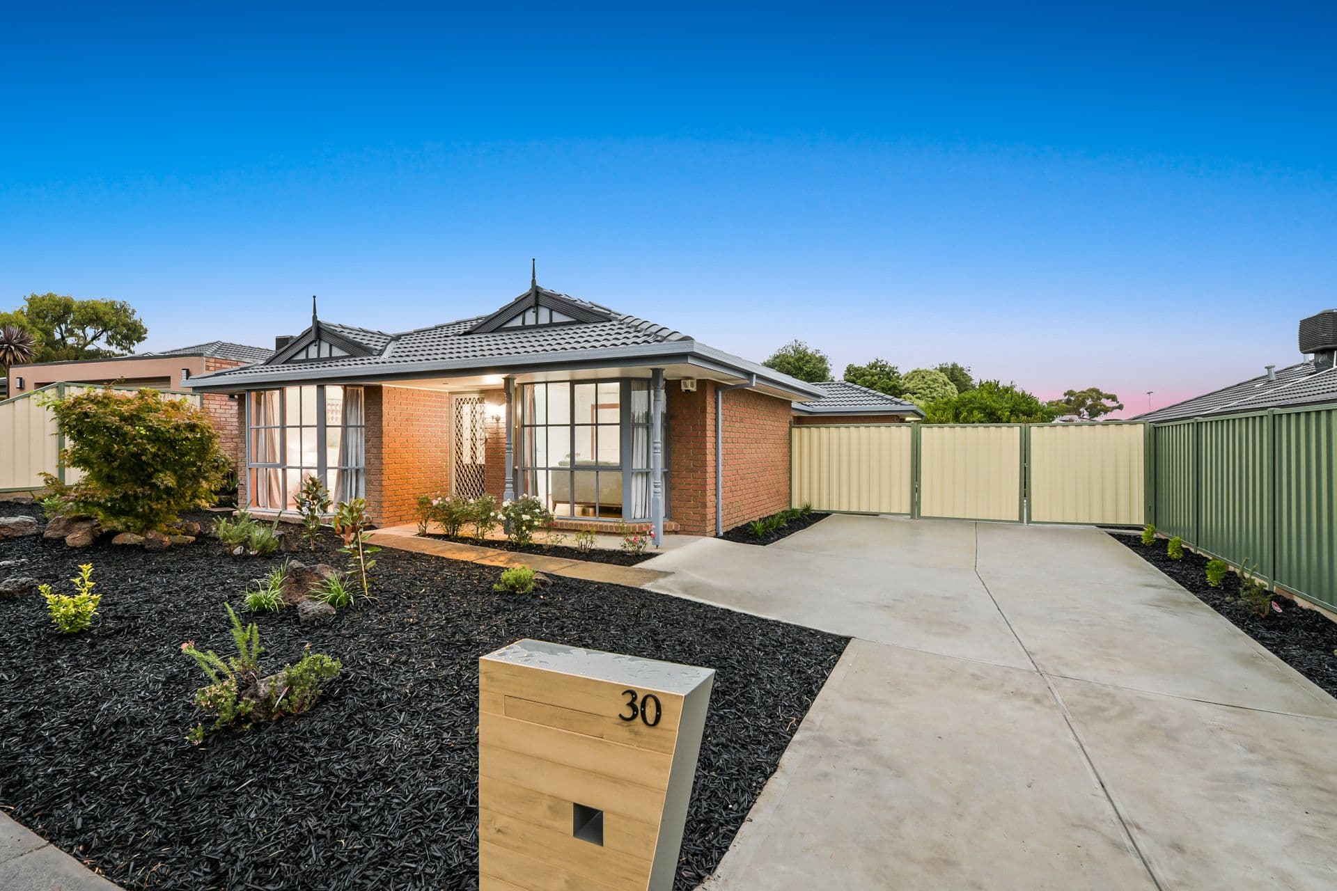 30 Ellenvale Drive, Narre Warren VIC 3805, Narre Warren - Image 1
