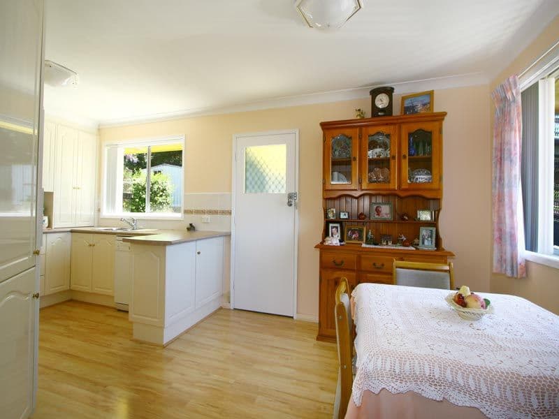 28 Nardoo Crescent, THIRROUL NSW 2515, Thirroul - Thumbnail 5