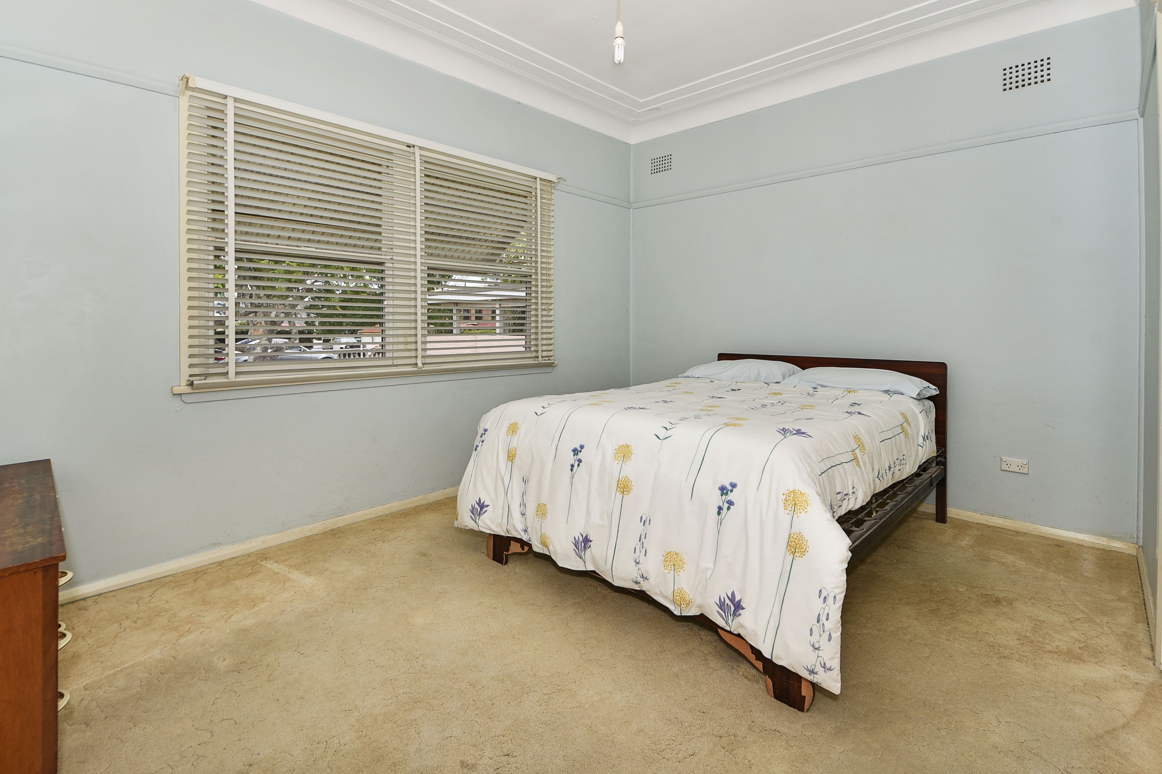 17 Eulalia Avenue, Point Frederick - Thumbnail 7
