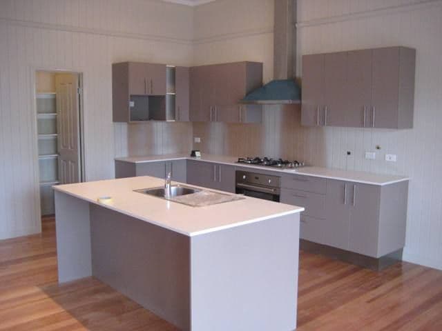 24  Connors  Street, GRACEVILLE QLD 4075, Graceville - Thumbnail 4