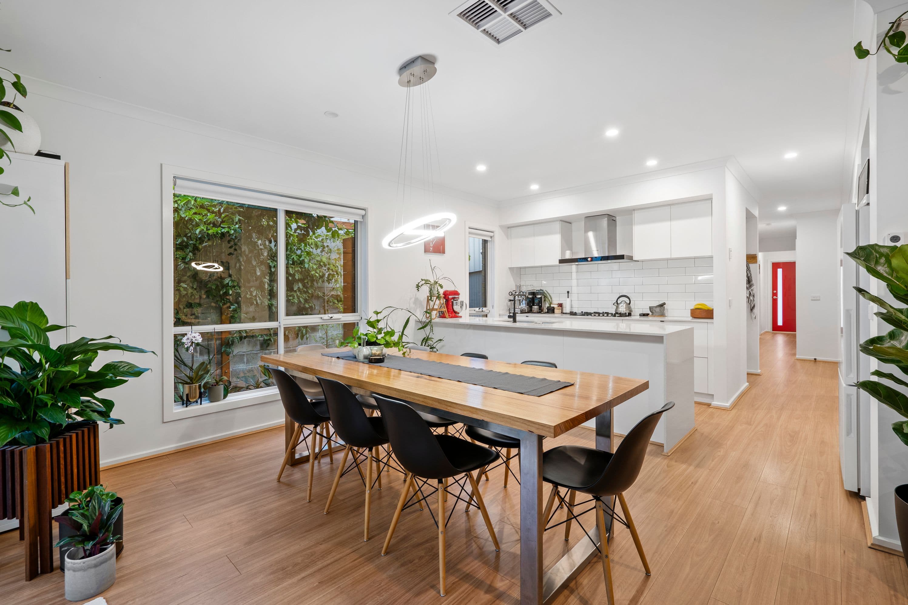 16 Witchazel Drive, South Morang VIC 3752, South Morang - Thumbnail 4