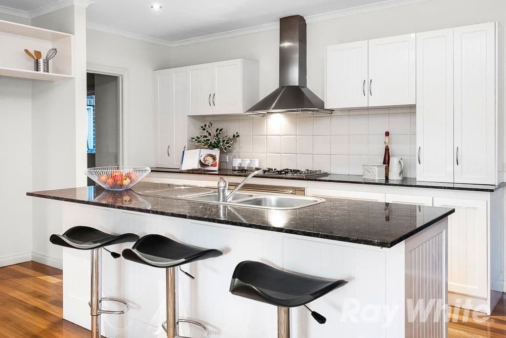 86 Murray Drive, Burwood VIC 3125, Burwood - Thumbnail 2