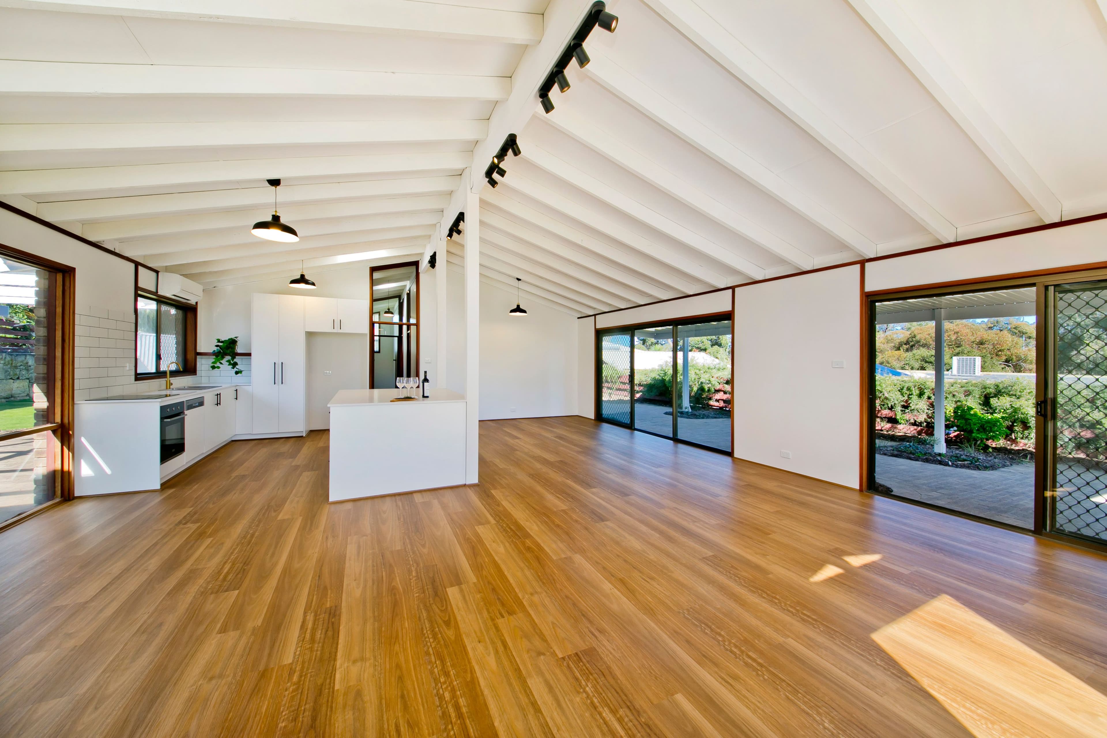 4 Stratford Place, Kingsley WA 6026, Kingsley - Thumbnail 6