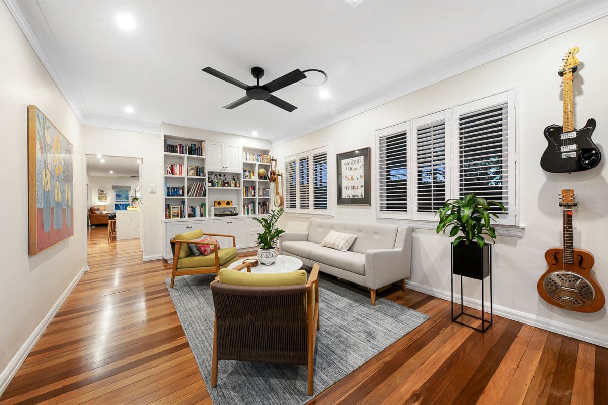 44 Clara Street, Corinda QLD 4075, Corinda - Thumbnail 2