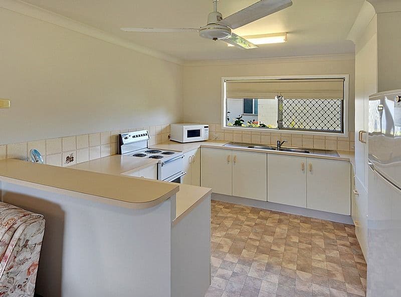 4 Kalinga Street, CALOUNDRA QLD 4551, Caloundra - Thumbnail 5
